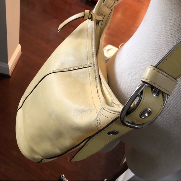 RARE VTG BUTTERCUP YELLOW COACH SHOULDER DUFFEL CONVERTIBLE LEATHER BUCK… - Picture 5 of 16